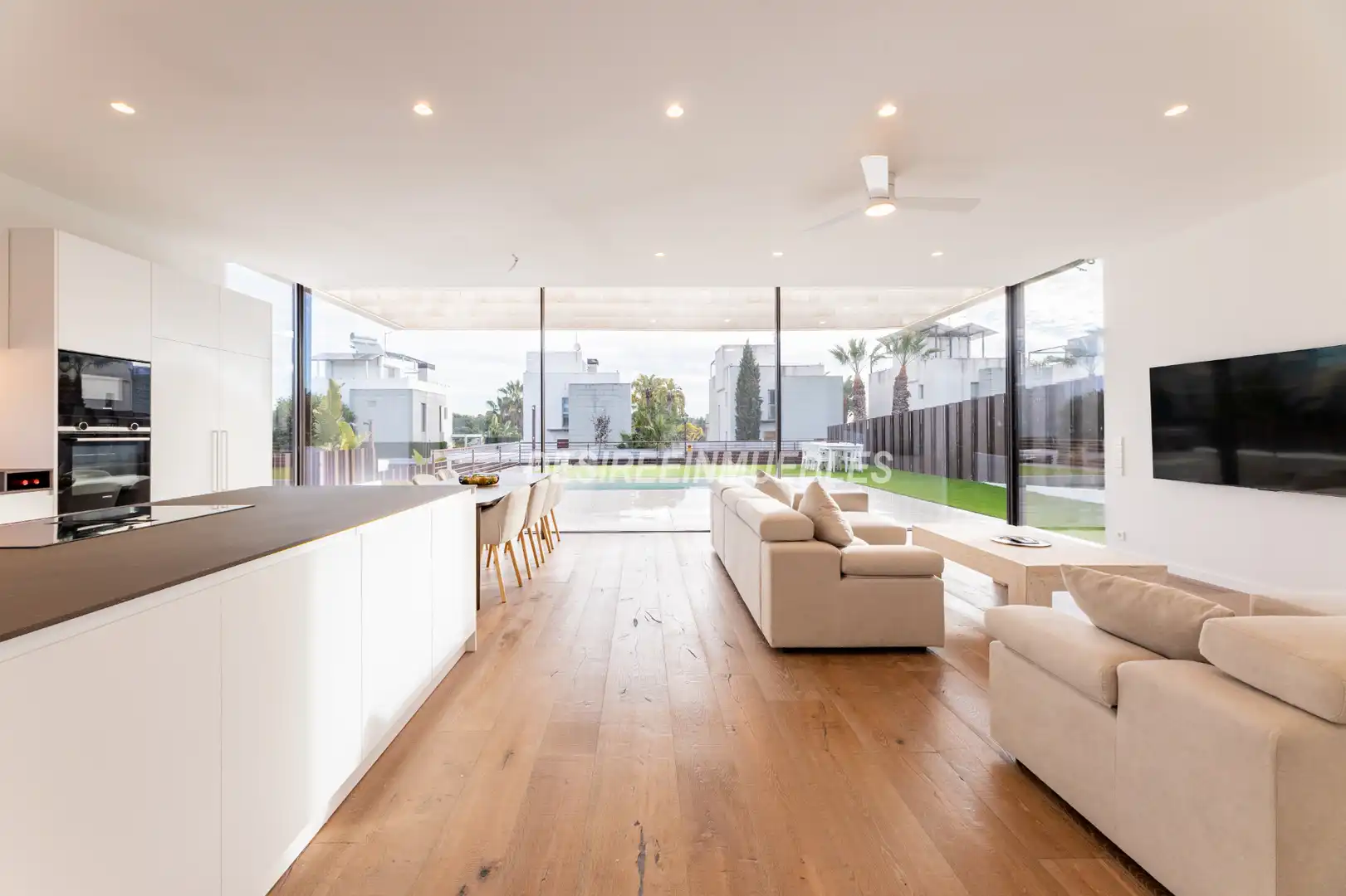 Sala de estar de Casa o chalet en venta en Godella con Aire acondicionado, Calefacción y Jardín privado