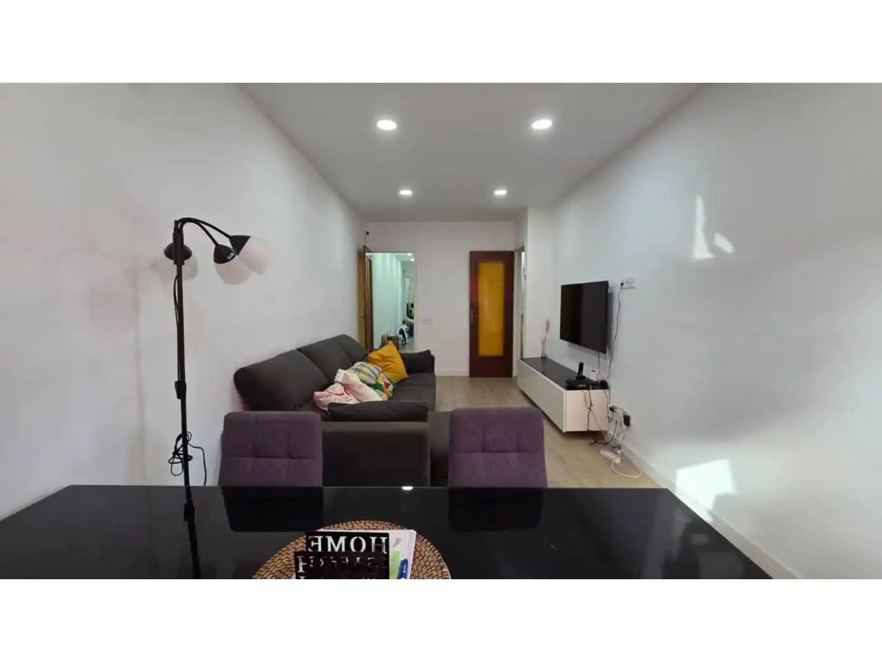 Flat for rent in Calle Felip II, La Sagrera