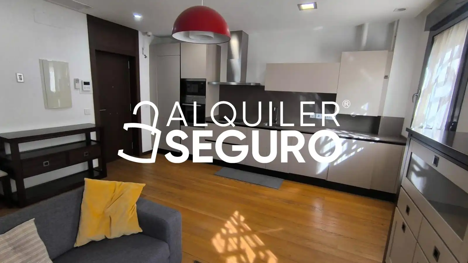 Cocina de Piso de alquiler en Sevilla con Aire acondicionado, Calefacción y Amueblado