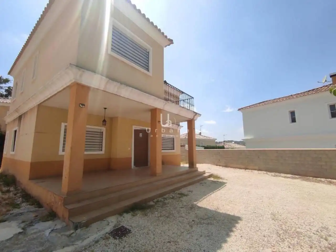 Detached house with garden for sale in Calle Olivo 28, imagen 2