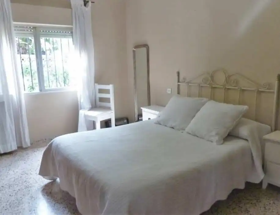 Bedroom of Houses for sale in L'Alfàs del Pi  with Air Conditioner, Terrace and Swimming Pool