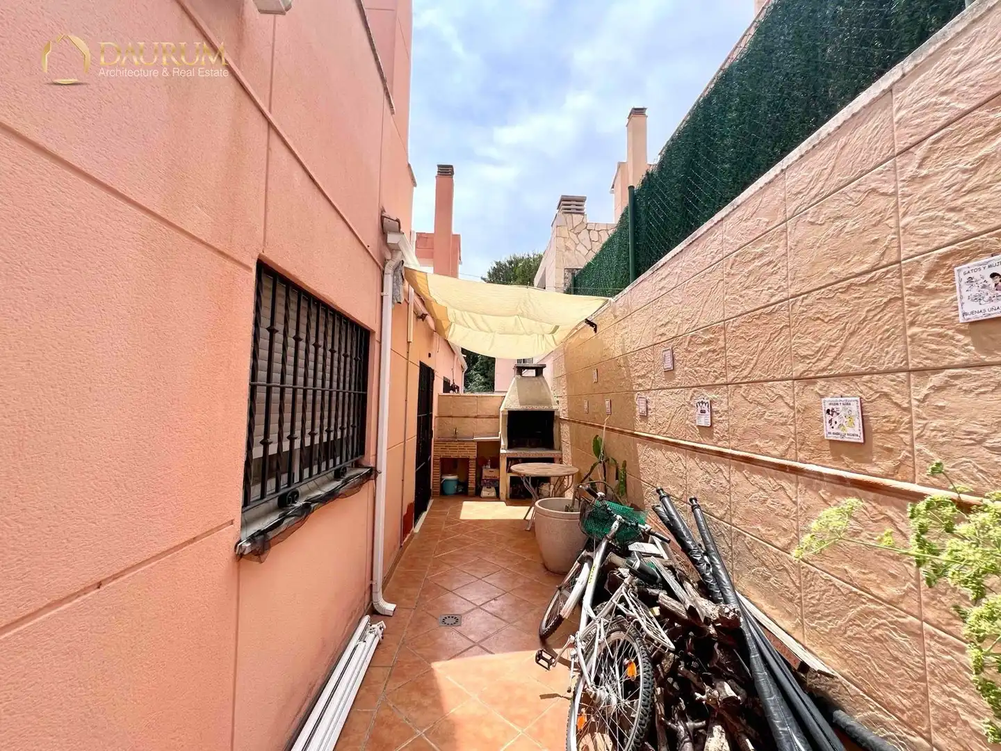 Vista exterior de Casa adosada en venta en Cullera con Aire acondicionado, Calefacción y Terraza