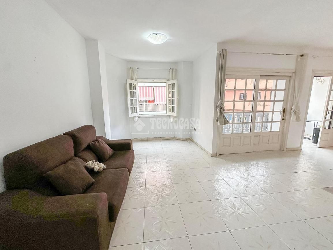 Sala d'estar de Casa adosada en venda en Santiago del Teide amb Balcó