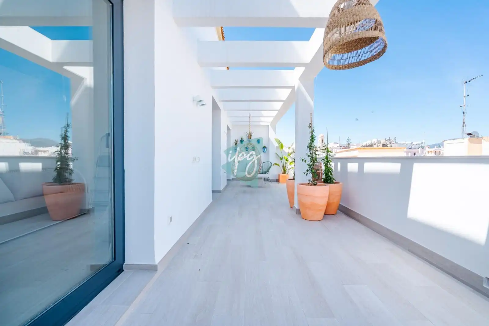 Terrasse von Wohnungen zur Miete in Estepona mit Klimaanlage, Heizung und Terrasse