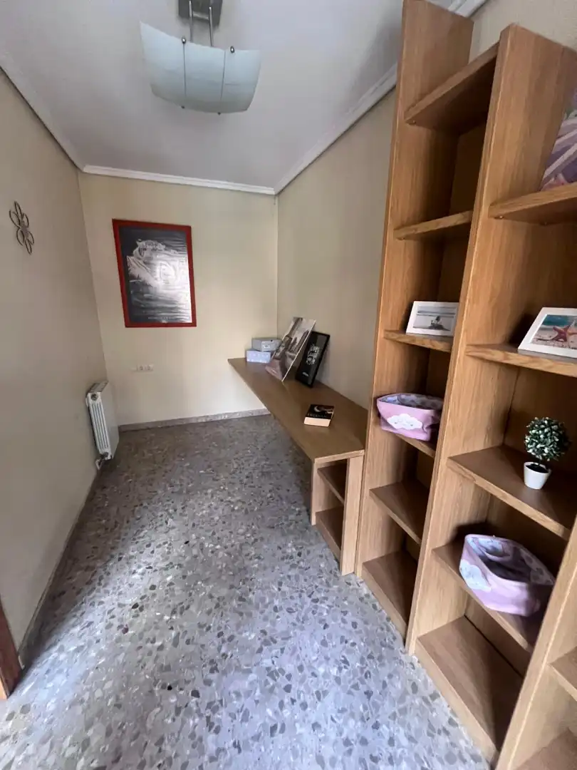 Habitación de Piso en venta en La Pobla de Farnals con Terraza, Horno y Balcón
