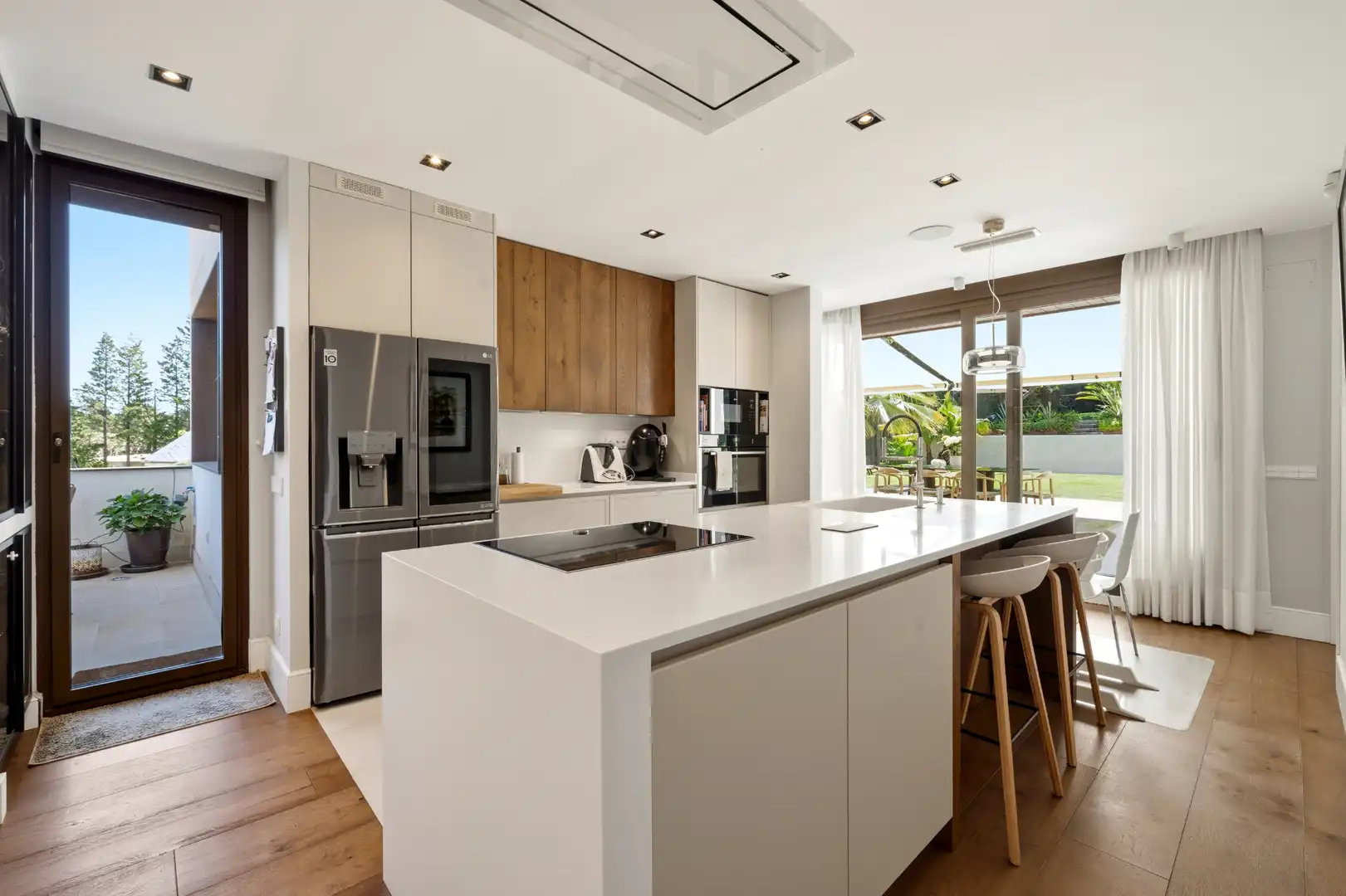 Cocina de Casa o chalet en venta en Las Rozas de Madrid con Aire acondicionado, Calefacción y Jardín privado