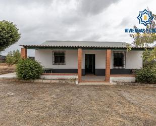 Exterior view of Country house for sale in Moraleda de Zafayona  with Private garden, Terrace and Swimming Pool