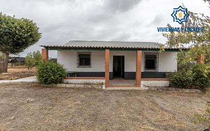 Exterior view of Country house for sale in Moraleda de Zafayona  with Private garden, Terrace and Swimming Pool