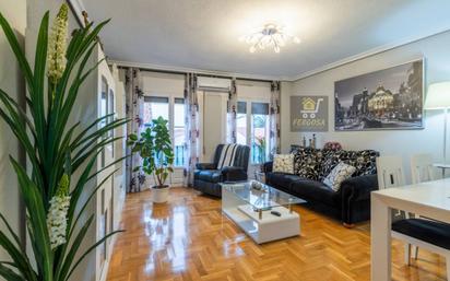 Living room of Flat for sale in Navalcarnero  with Air Conditioner, Heating and Private garden