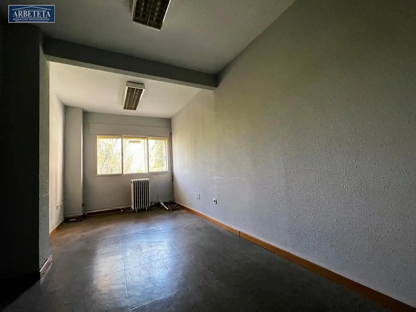 Habitación de Oficina de alquiler en Guadalajara con Calefacción