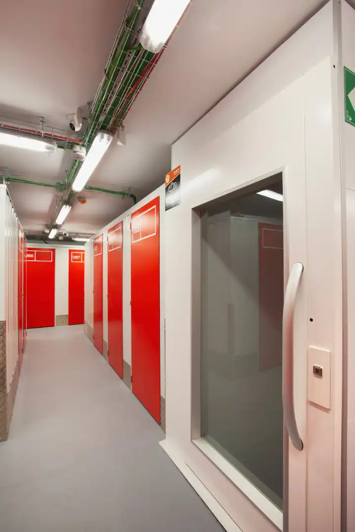 Trastero de alquiler en Barcelona con Alarma