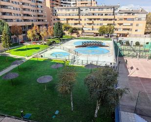 Vista exterior de Pis en venda en Alcorcón amb Aire condicionat, Calefacció i Jardí privat