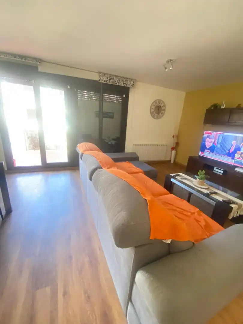 Sala de estar de Casa adosada en venta en Cintruénigo con Calefacción, Jardín privado y Terraza