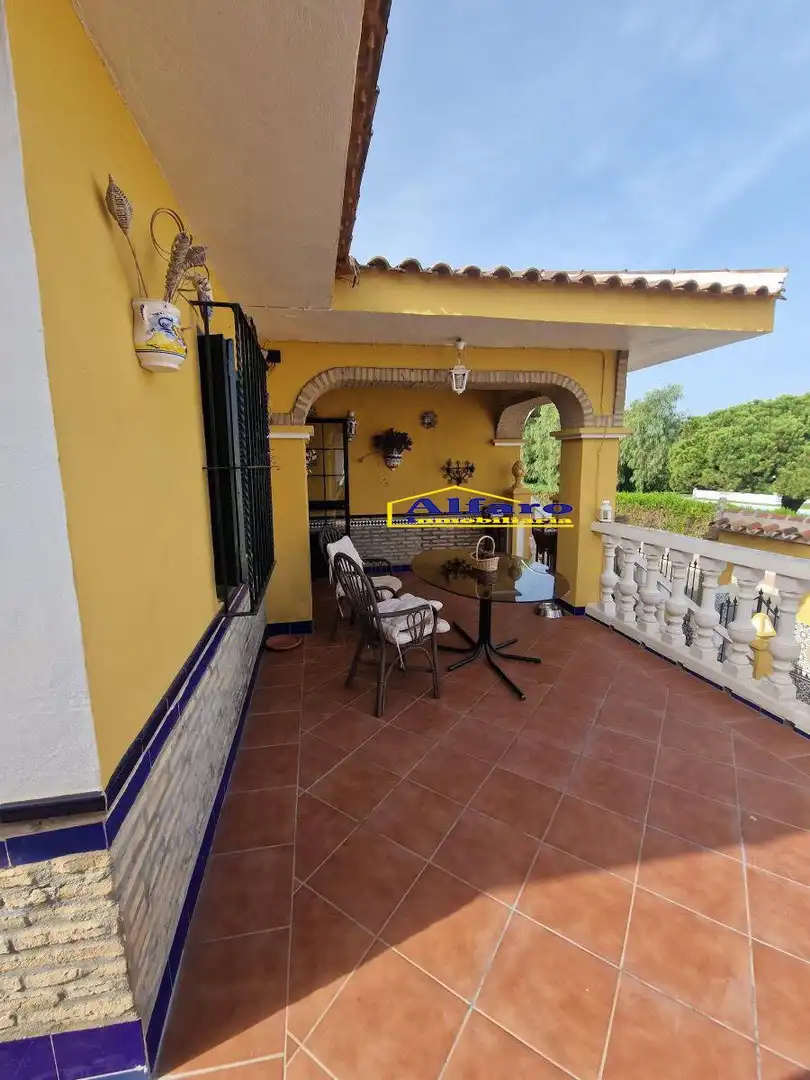 Terraza de Casa adosada en venta en Almonte con Terraza, Trastero y Balcón