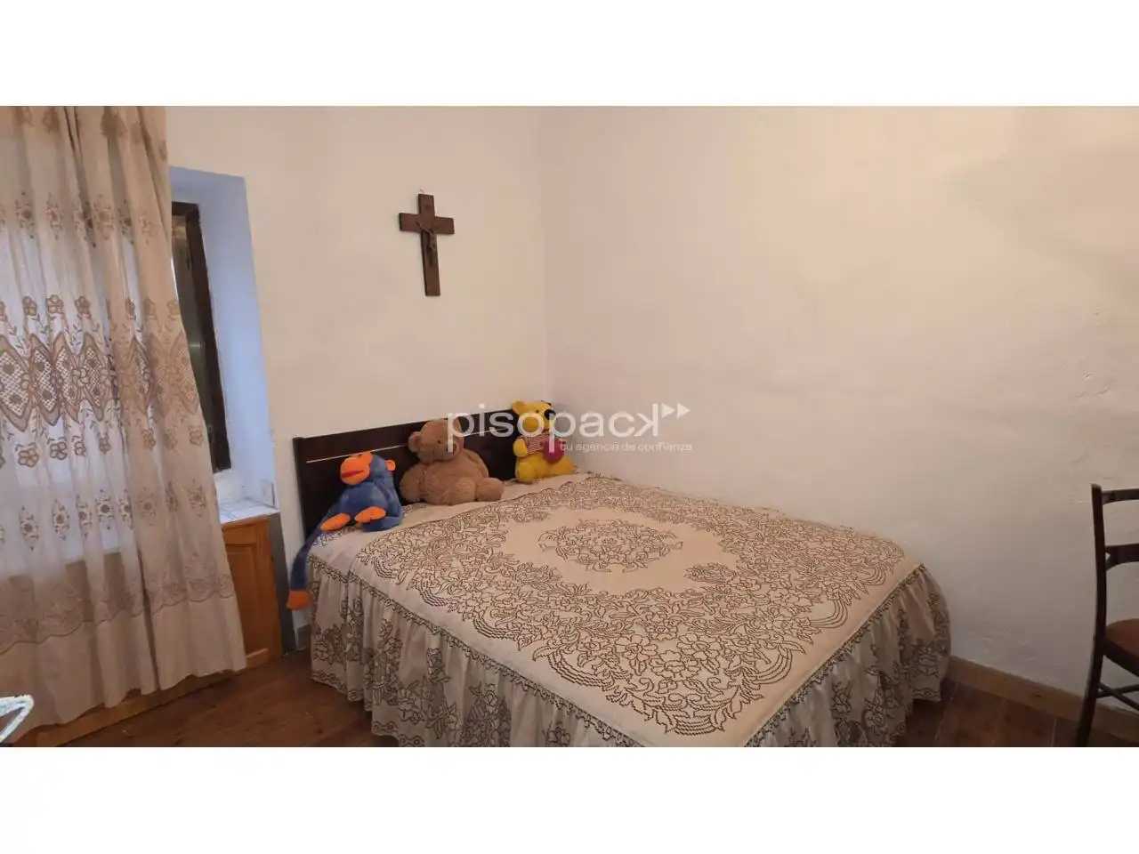 Habitación de Finca rústica en venta en Artajona con Calefacción, Parquet y Terraza