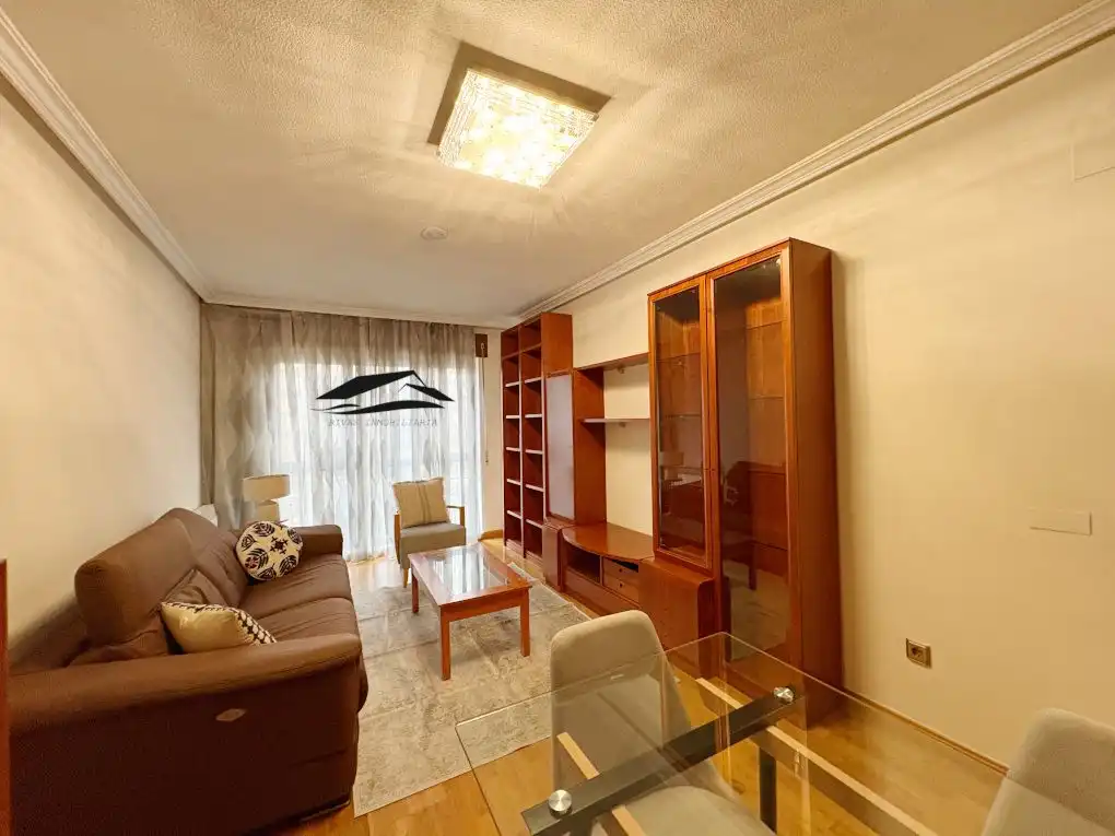 Living room of Flat for rent in Salamanca  with Heating, Furnished and Balcony