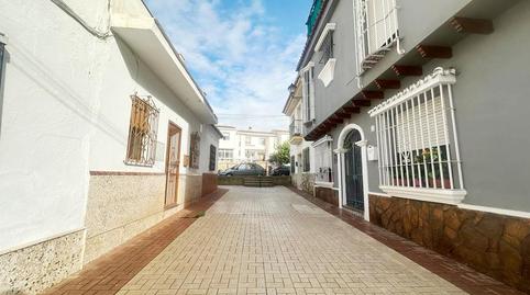 Foto 2 de Casa adosada en venda a Calle Barrio de Barcelona, 1, Norte - Barrio del Pilar - El Reñidero, Málaga