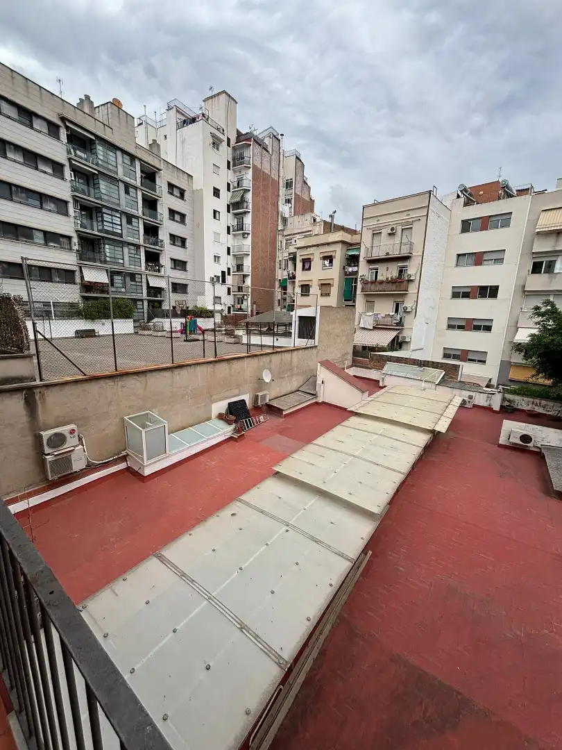 Terraza de Piso en venta en Barcelona con Aire acondicionado, Calefacción y Horno
