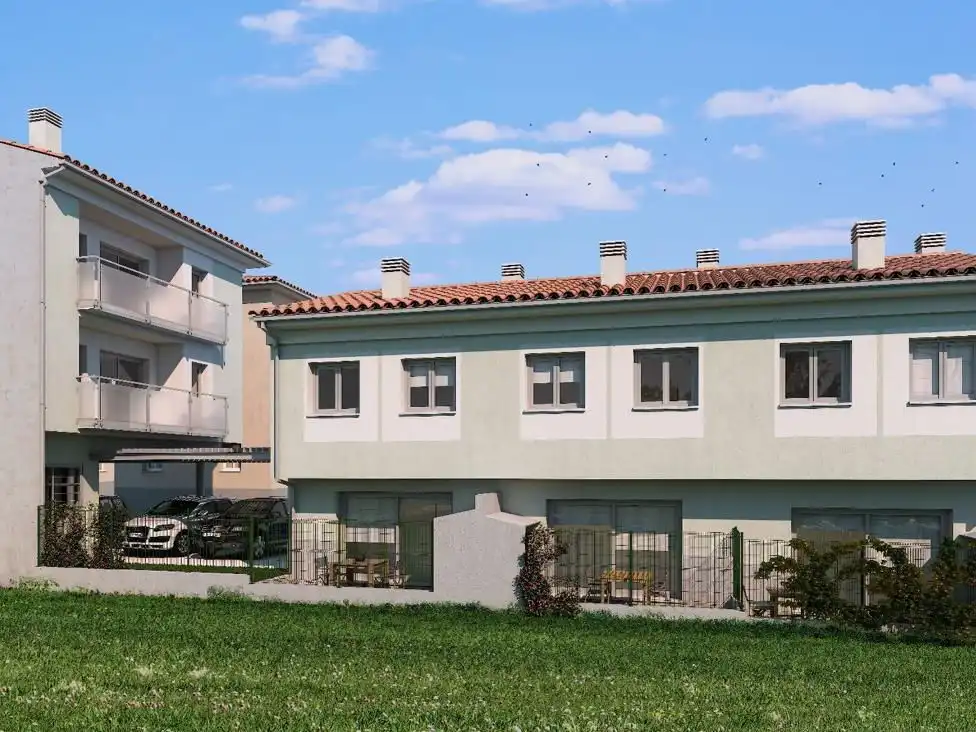 Casa con giardino in vendita a Pinatell 4