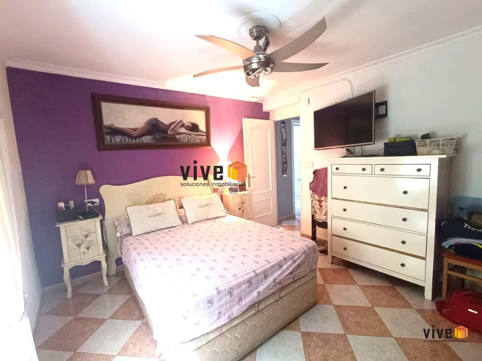 Bedroom of Flat for sale in  Sevilla Capital  with Heating, Private garden and Terrace