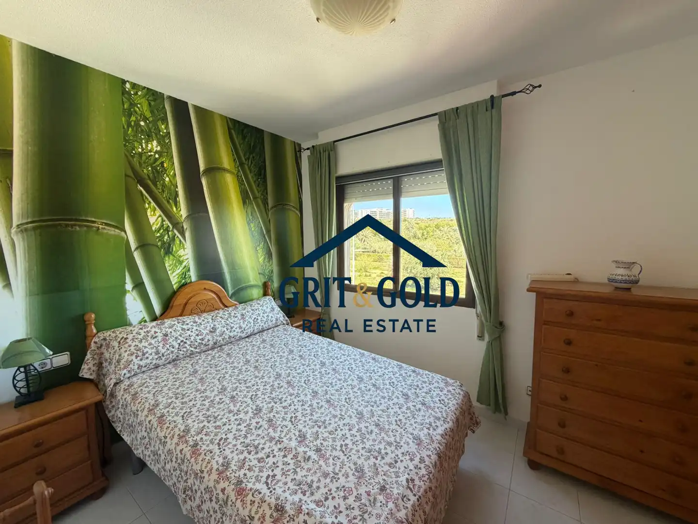Bungalow with terrace for sale in Gran Alacant, imagen 6