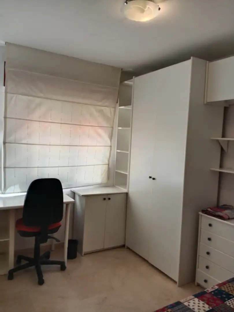 Habitación de Piso en venta en Huelva con Aire acondicionado, Amueblado y Horno