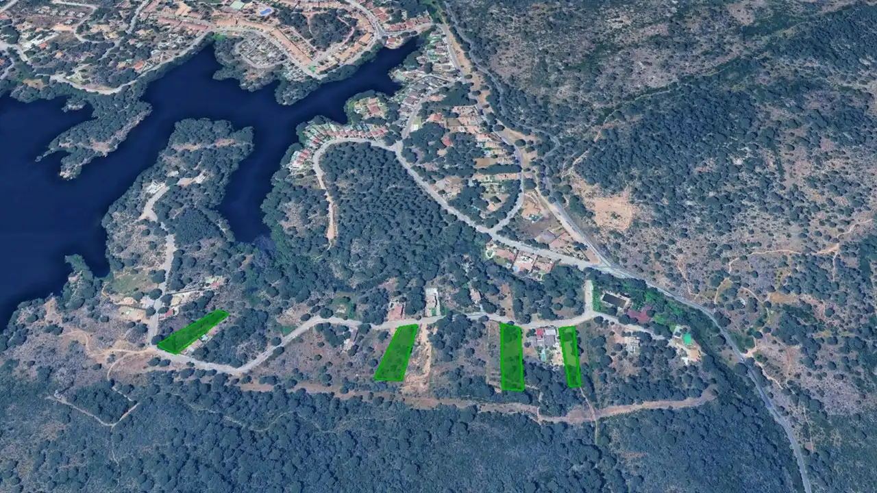 Grundstücke und Bauplätze zum Verkauf in Urb Las Jaras
