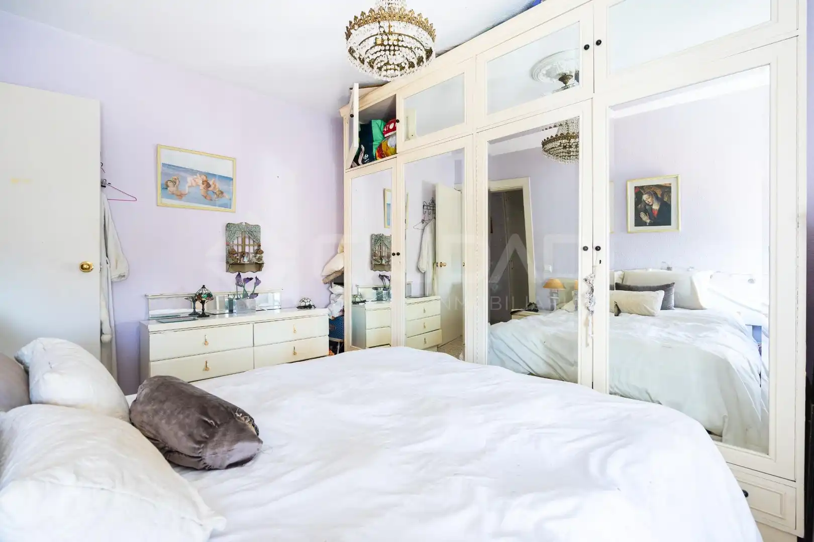 Bedroom of Flat for sale in Sevilla  with Balcony