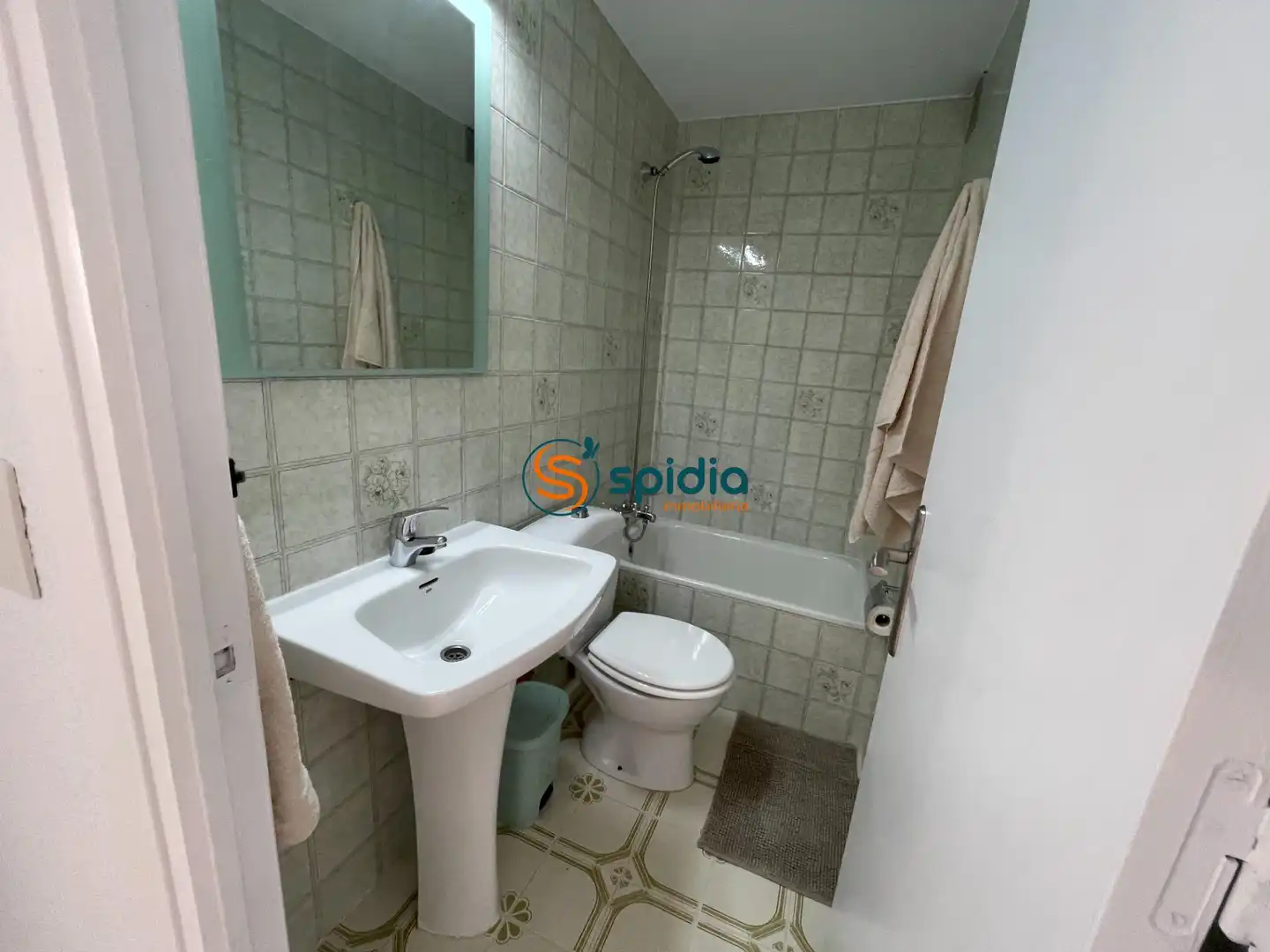 Baño de Apartamento de alquiler en Águilas con Balcón