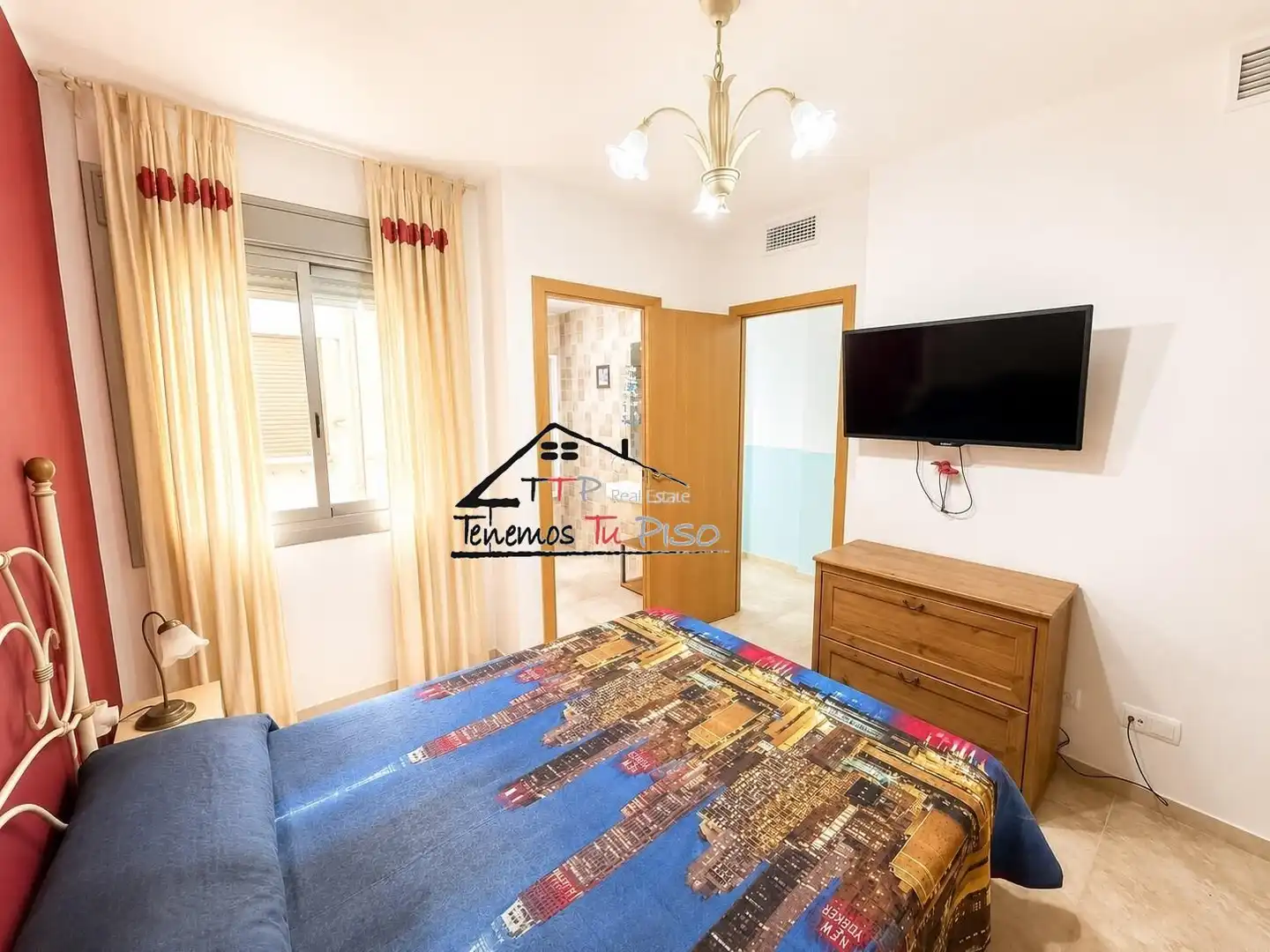 Habitación de Apartamento en venta en Benicarló con Aire acondicionado, Terraza y Amueblado
