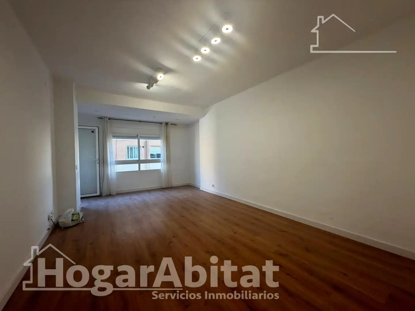 Habitación de Piso en venta en Llíria con Aire acondicionado y Balcón