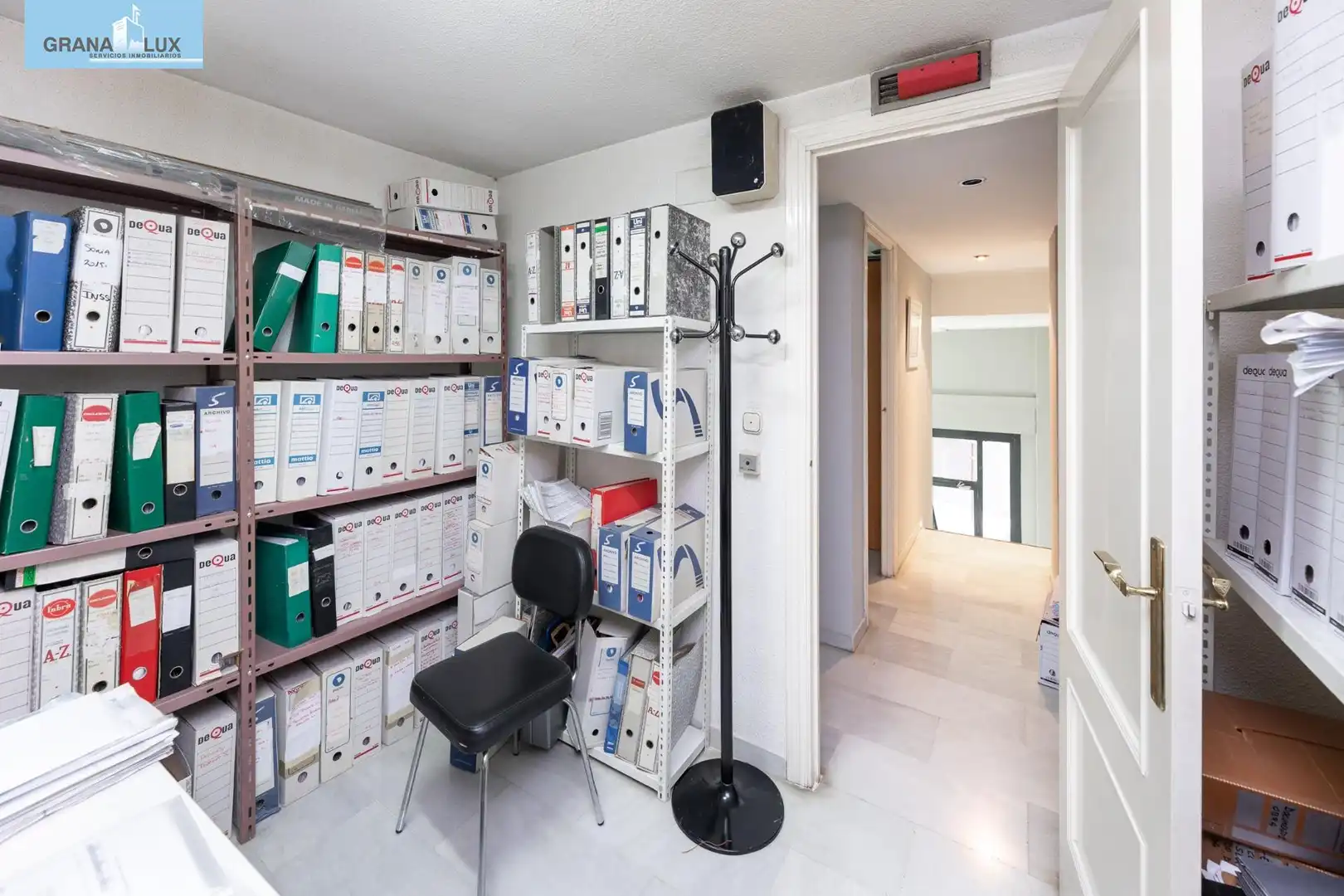 Business premises for sale in Calle Nazaríes, imagen 22