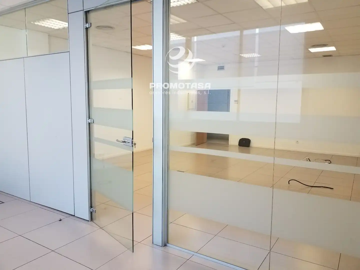 Büro zur Miete in Rivas-Vaciamadrid mit Klimaanlage, Heizung und Internet
