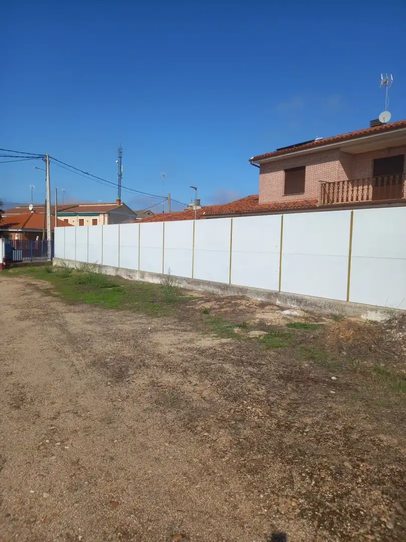 Industrial buildings for sale in Encinas de Abajo