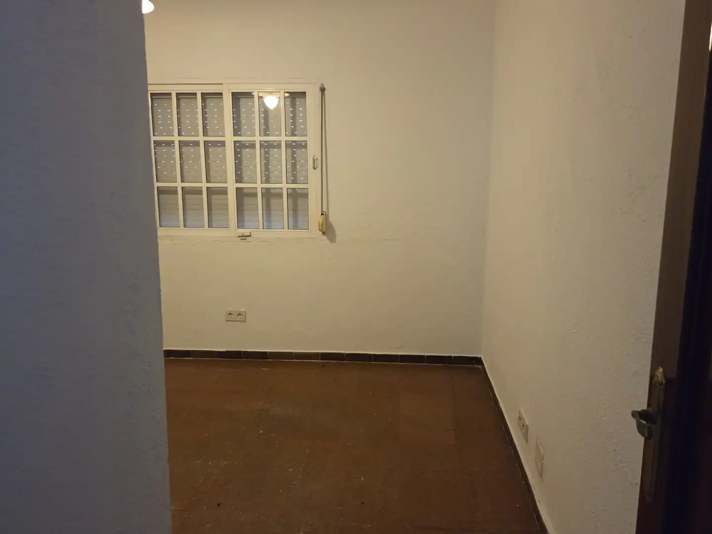 Houses for sale in Algeciras  with Swimming Pool and Furnished