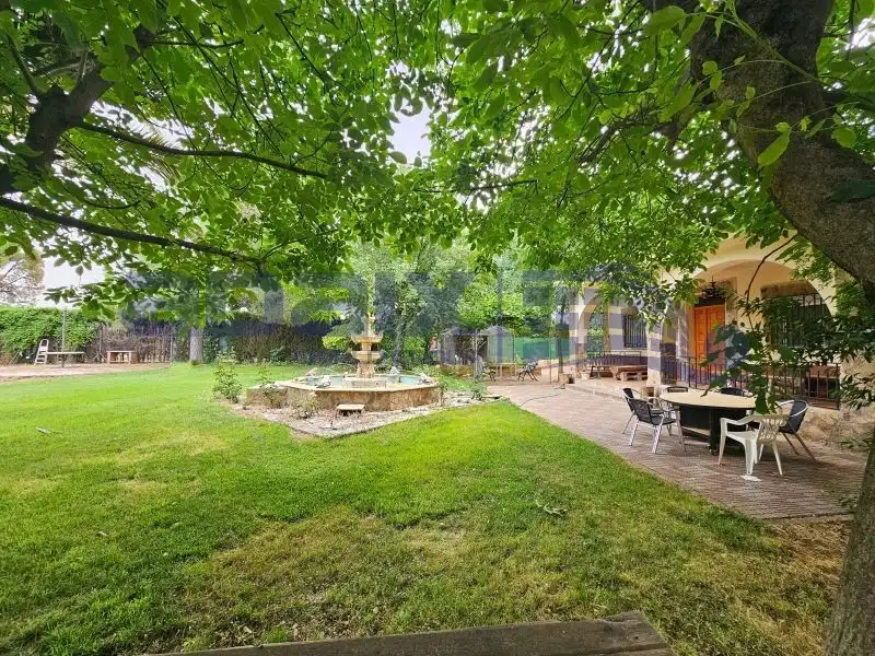 Jardí de Finca rústica en venda en Ciudad Real amb Aire condicionat, Parquet i Traster