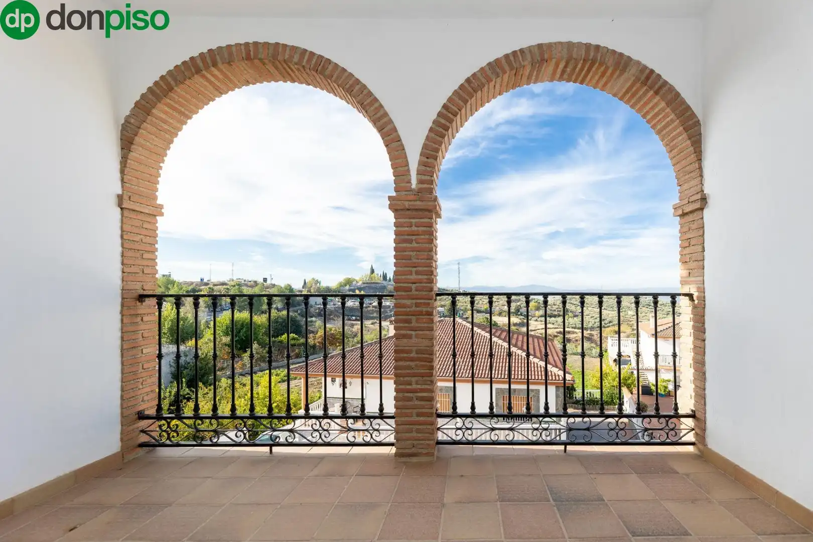 Terrace of Detached homes for sale in Alfacar  with Terrace
