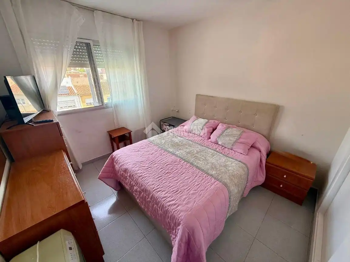 Habitación de Piso en venta en Benalmádena con Terraza y Piscina comunitaria