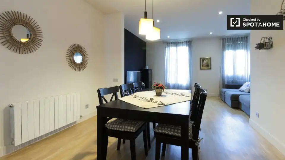 Appartamento con terrazza in affitto a Eixample, imagen 4