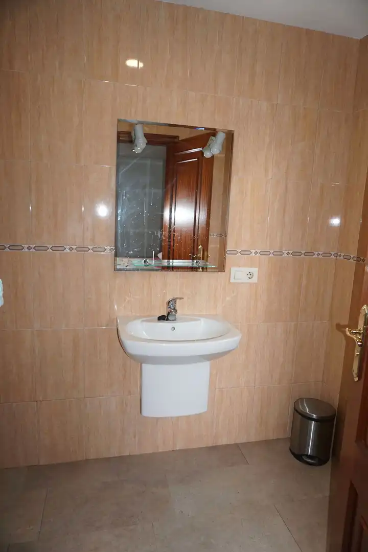 Houses for sale in Lugar Barra, 2, Sobrado (A Coruña)