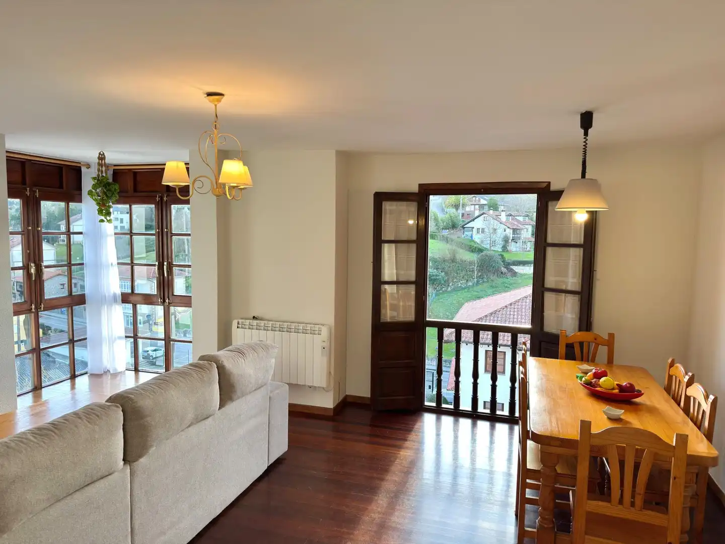 Sala de estar de Piso en venta en Comillas (Cantabria) con Calefacción y Balcón