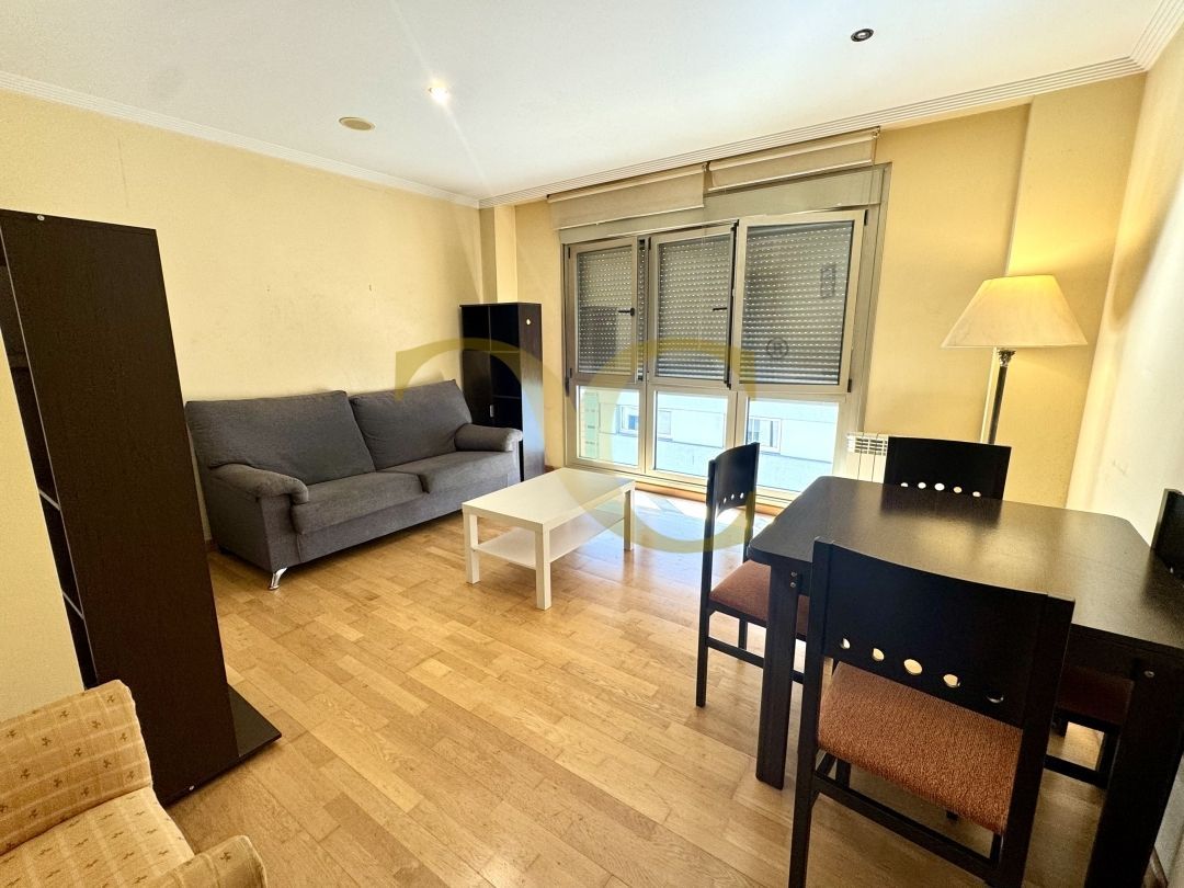 Living room of Flat for sale in Oviedo   with Heating, Private garden and Storage room