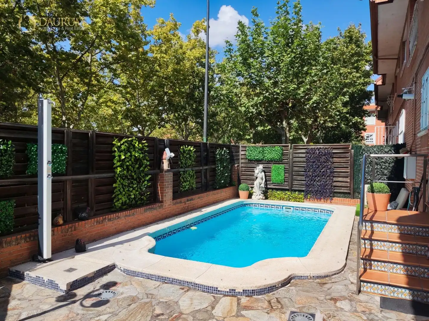 Piscina de Casa adosada en venda en Getafe amb Aire condicionat, Traster i Piscina