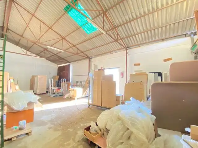 Nave industrial en venta en Badajoz