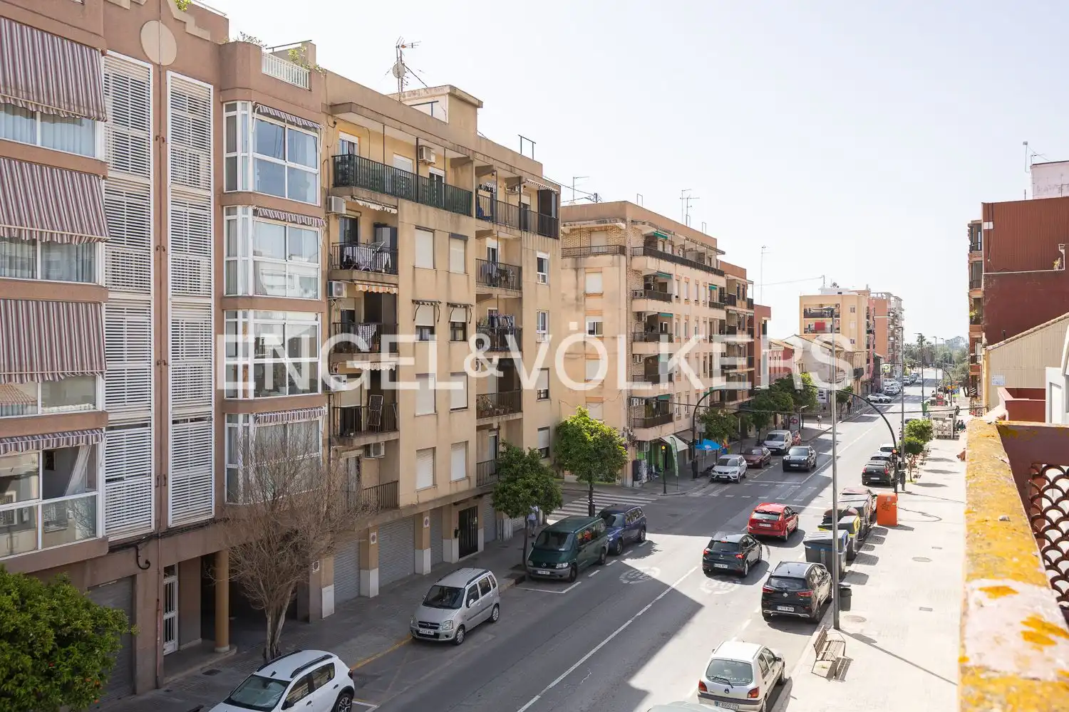 Vista exterior de Casa o xalet en venda en Valencia amb Calefacció, Terrassa i Piscina