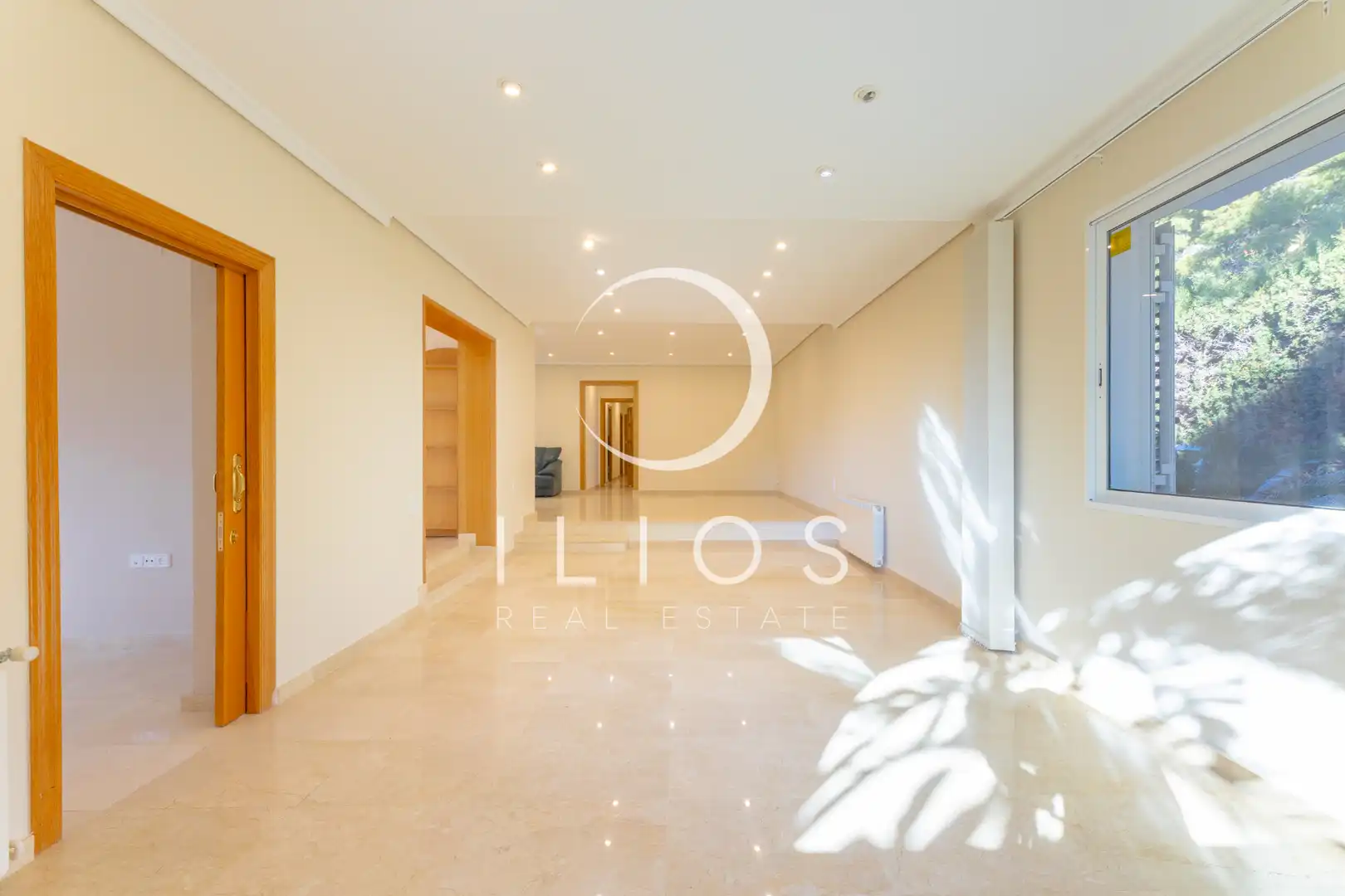 Casa o xalet de lloguer en Sagunto / Sagunt amb Aire condicionat, Calefacció i Jardí privat