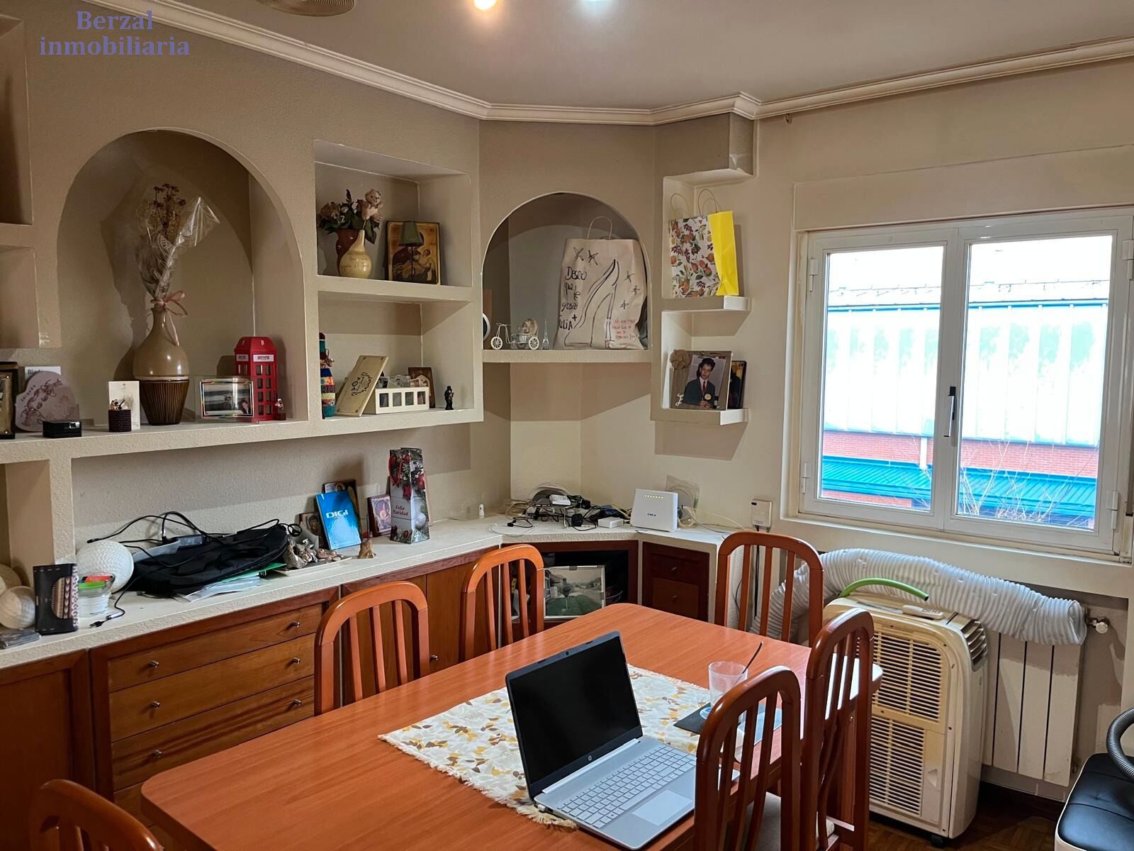 Menjador de Pis en venda en  Logroño amb Balcó