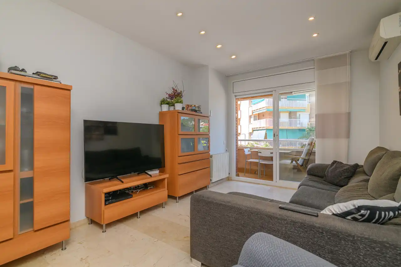 Wohnzimmer von Wohnung zum Verkauf in Gavà mit Klimaanlage, Heizung und Balkon