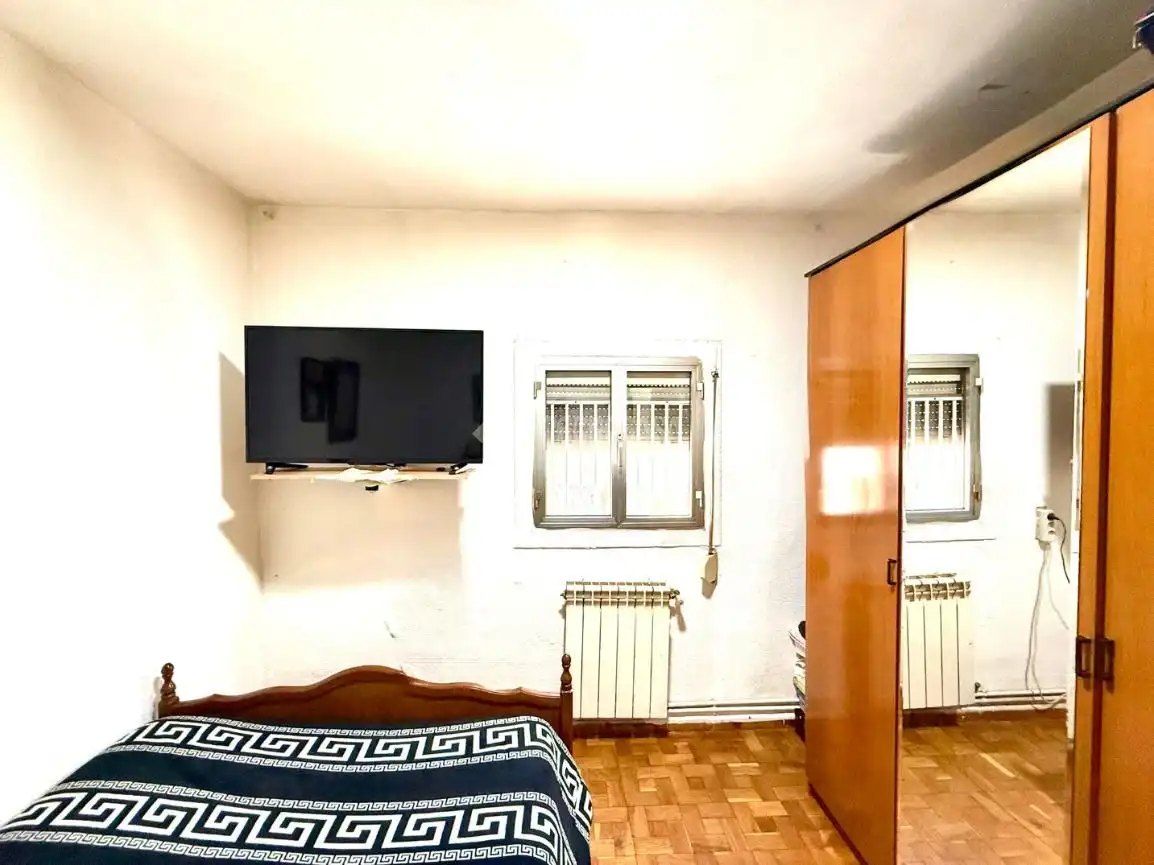 Habitación de Piso en venta en Madrid con Aire acondicionado y Calefacción