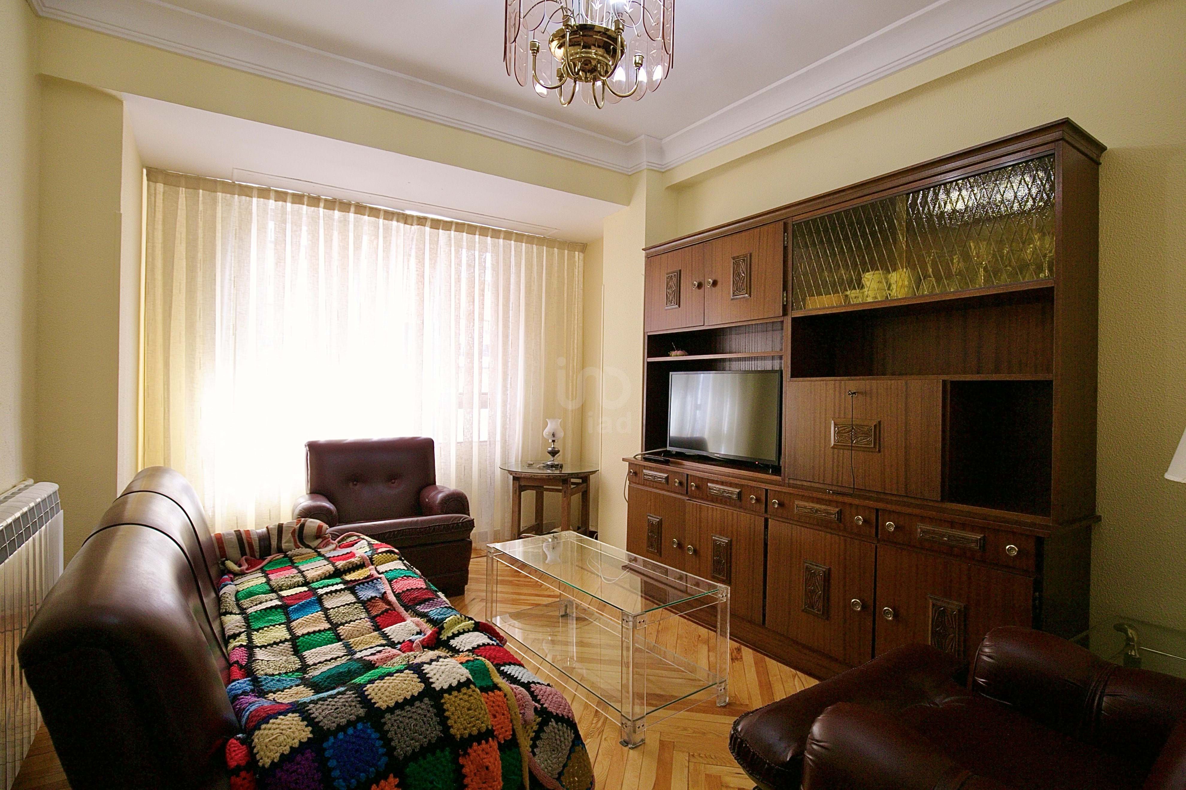 Sala de estar de Piso en venta en Burgos Capital con Calefacción
